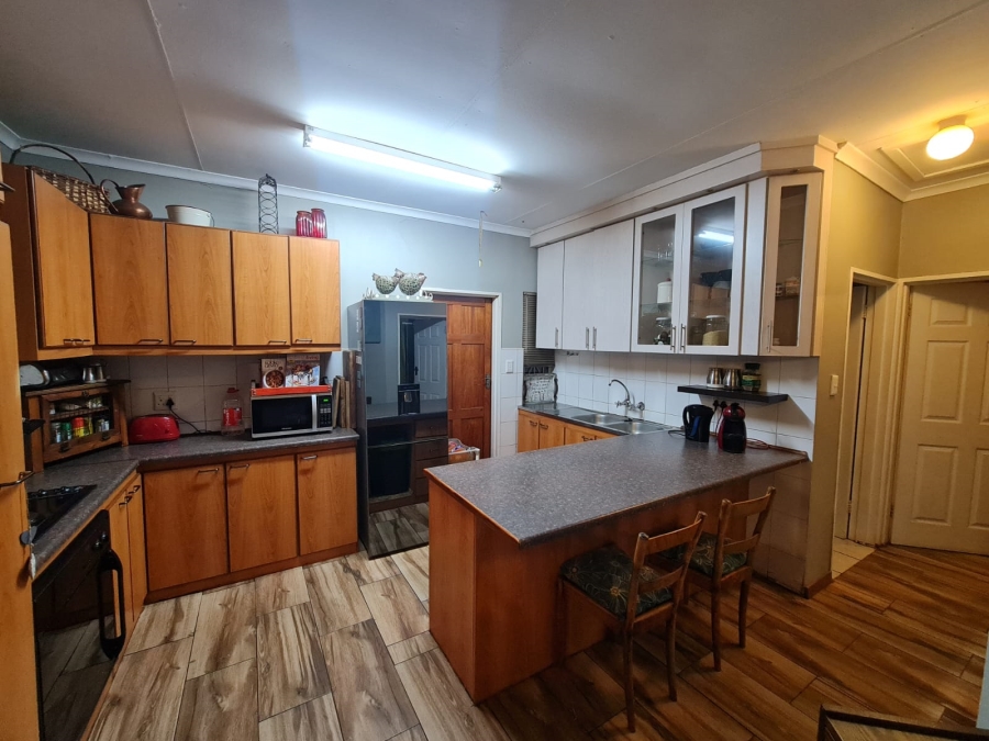 To Let 3 Bedroom Property for Rent in Langenhovenpark Free State